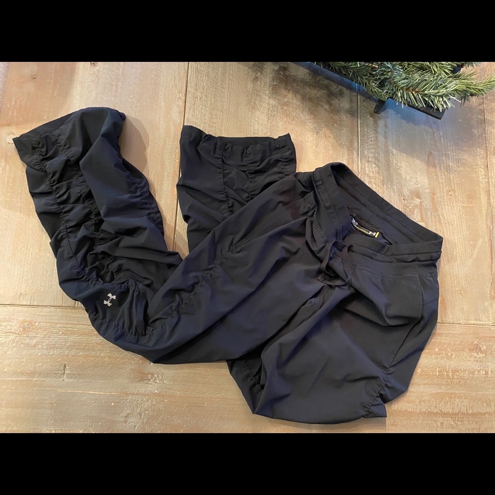 Under Armour warm up pants